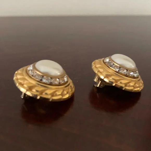 Vintage 90’s pearl and gold earrings - Picture 4 of 6